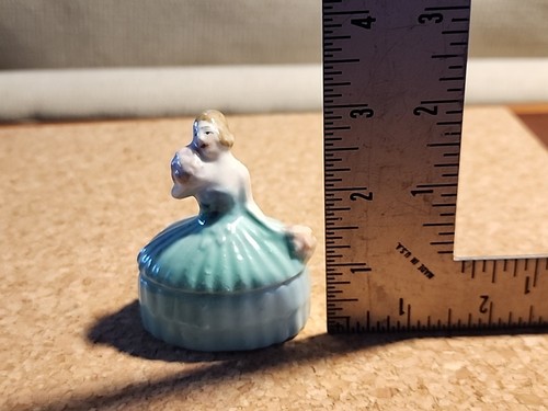 Vintage German Porcelain Art Nouveau Young Lady Ring Or Trinket Box 2 3/4” - Picture 9 of 9