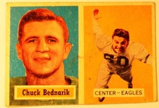 1957 Topps #49 Chuck Bednarik Center- Eagles Football Card