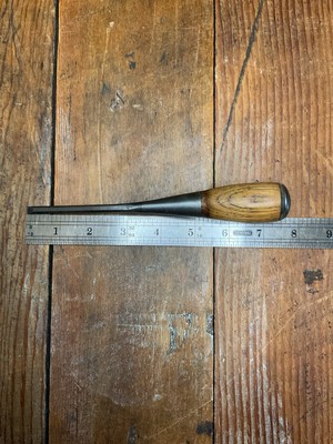 VINTAGE STANLEY 3/8 in EVERLAST BEVEL EDGE CHISEL long Sweetheart model USA