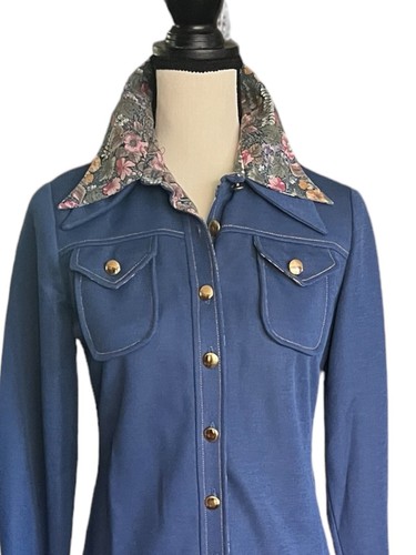 Vintage 70’s Union Label Jeansoptik Button Dress W/ Floral Overlay Collar & Cuffs - Bild 2 von 4