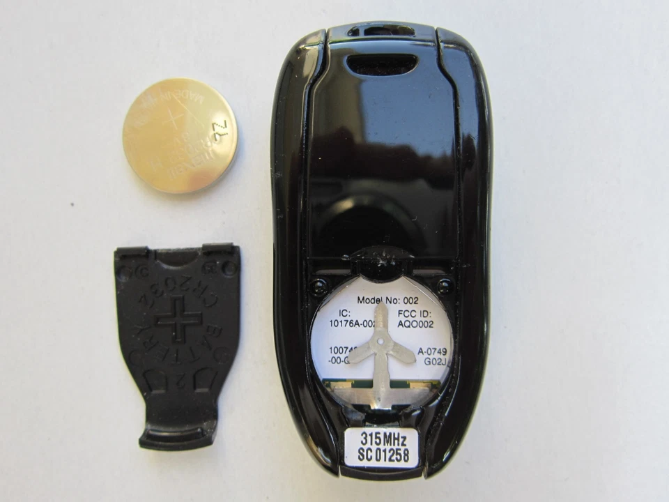 OEM 2012-2020 TESLA MODEL S KEYLESS REMOTE SMART KEY FOB ALARM AQO002 315Mhz - Image 3 of 4