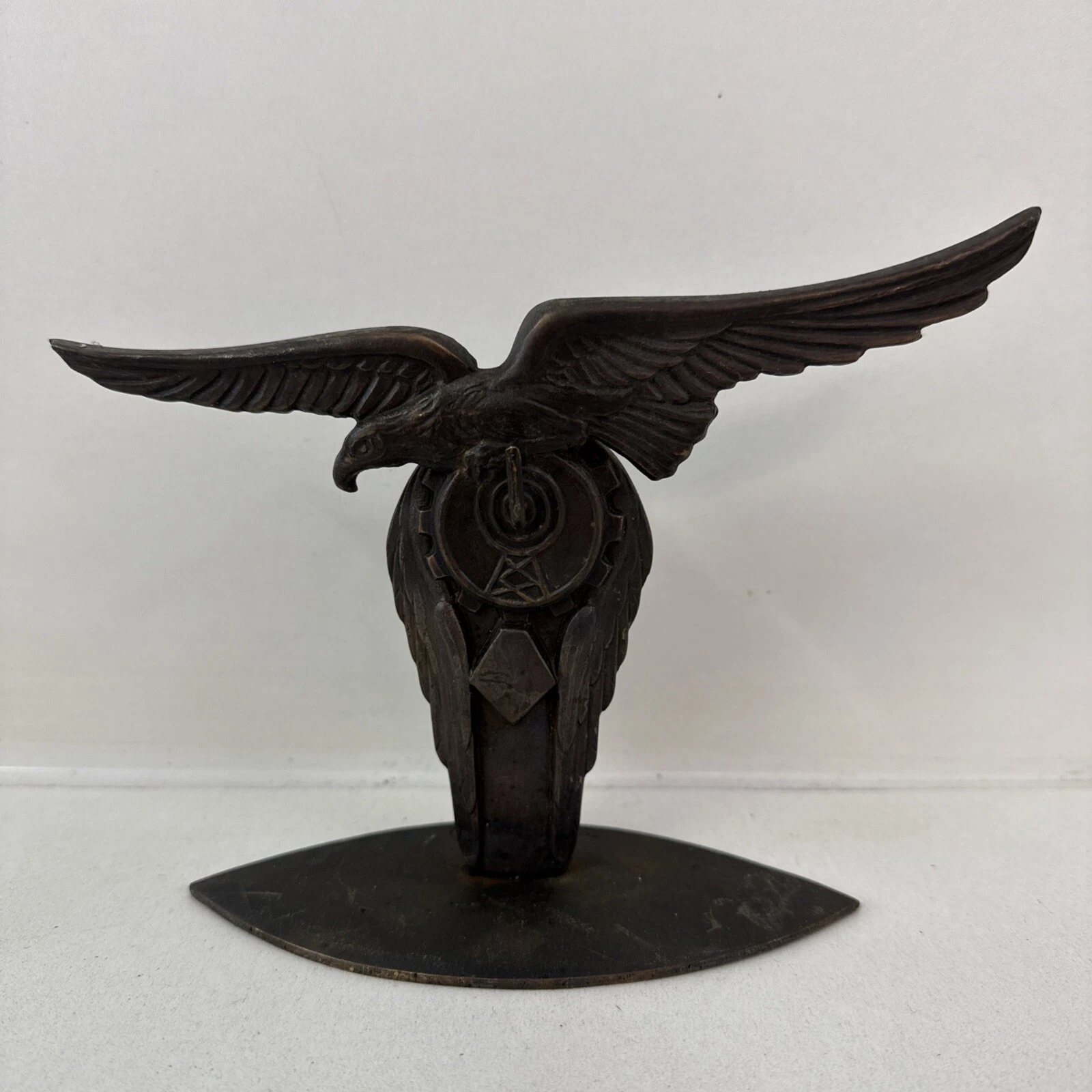 Médaille Plaque Présentoir Aigle Volatile Avec Accroche Drago Militaire