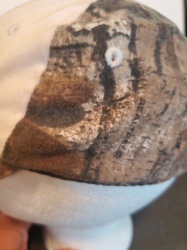 Bass Pro Shop Girls Camoflauge Hat Toddler Stretch Back Pink Logo EUC - Picture 4 of 7