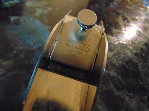 Vintage Stanley 12-101 Minature Thumb Trimming Plane USA Made Woodworking Tool - Picture 3 of 8