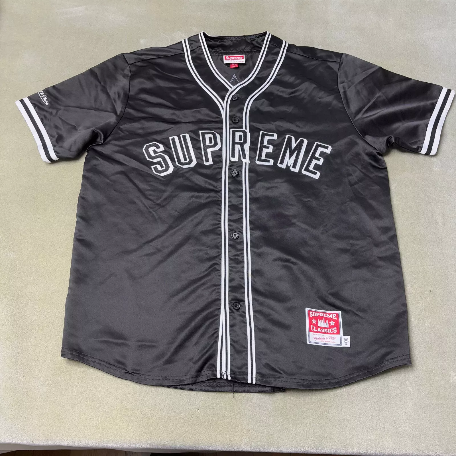 Maillot de baseball satin Supreme Mitchell & Ness noir homme taille XL