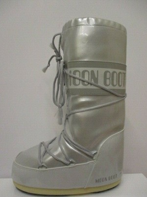 moon boots 35