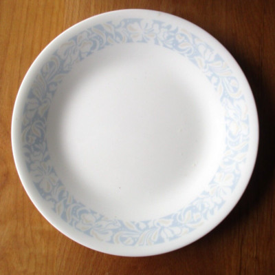 Set of 3 Corning Corelle Sea and Sand 6 3/4'' Bread Butter or Dessert Plates