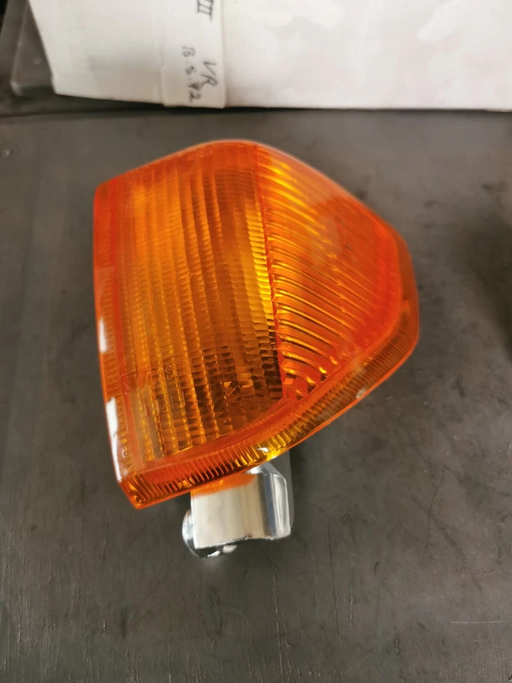 Ford Escort III Orion III Luce Indicatori Anteriore Destro Giallo FIFFT 10033100 - Immagine 4 di 4