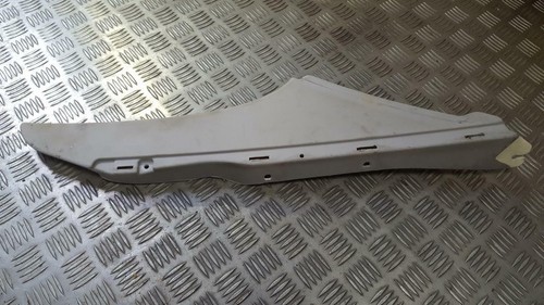 C pillar trim