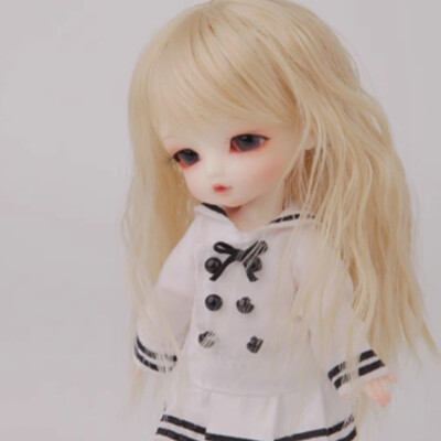 1/8 BJD Doll with Hand-Painted Face makeup Free Eyes Lovely Girl Bare Body Gift