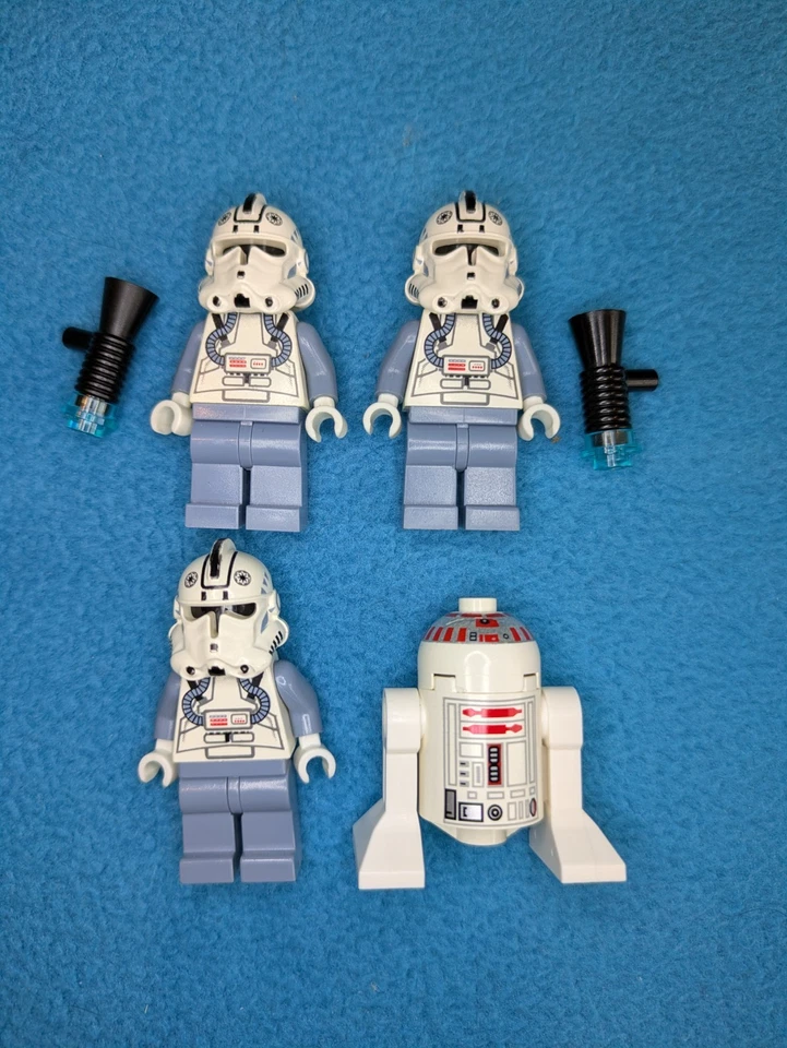 LEGO Star Wars: ARC-170 Fighter - Vintage Set 7259 W/ Minifigs - No Box/Manual - Image 4 of 4