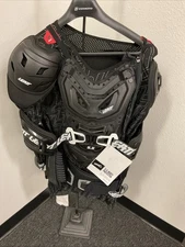 Leatt 5.5 Body Protector Black | LARGE-XL 