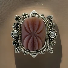 Artisan Bali Sarda Carved Lotus Shell & Cultured  Freshwater Pearl Silver Ring