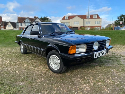 Mk5 Ford Cortina 2.0 Ghia Auto - Picture 3 of 24