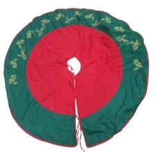 Vintage  Christmas Tree Skirt Quilted Large Red & Green 30"  