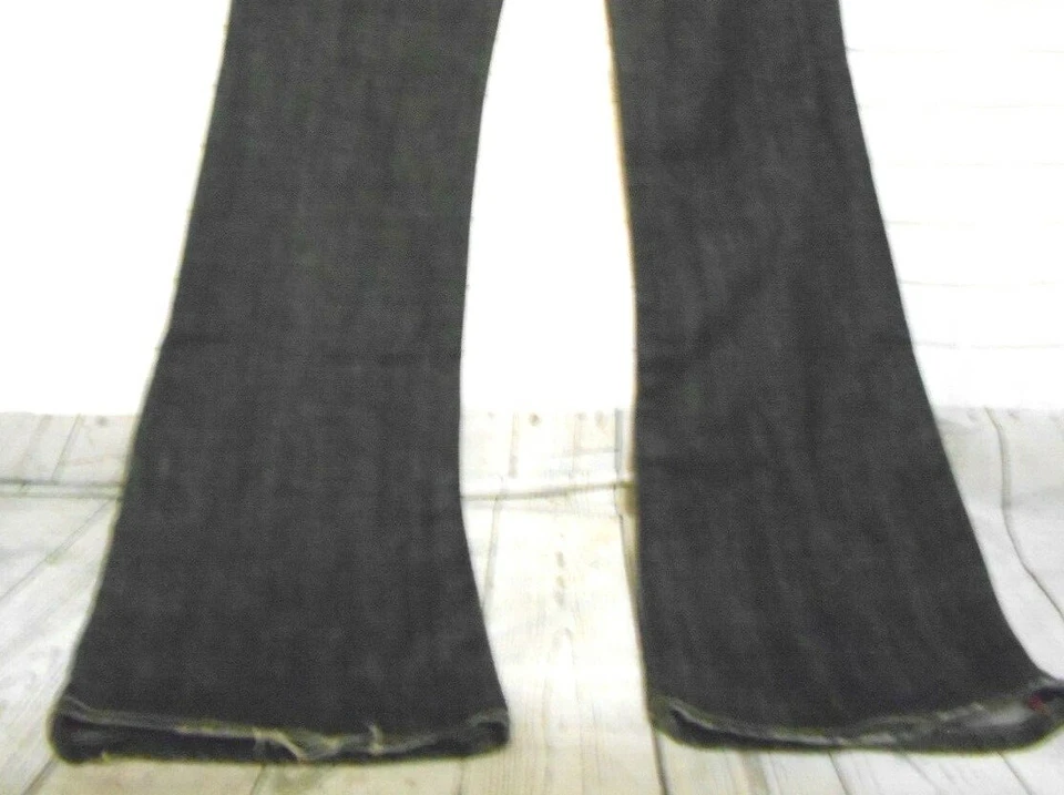 Pantalones de mezclilla bebe para mujer lavado oscuro talla 30 desgastados acampanados corte bota pierna Y2K Foto 3 de 4