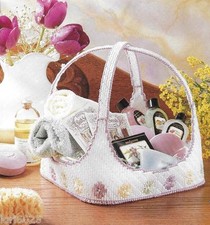  CRISS-CROSS BASKET TO STITCH PLASTIC CANVAS PATTERN 