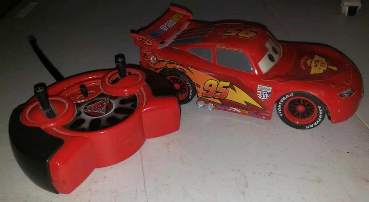 Flash McQueen télécommandé