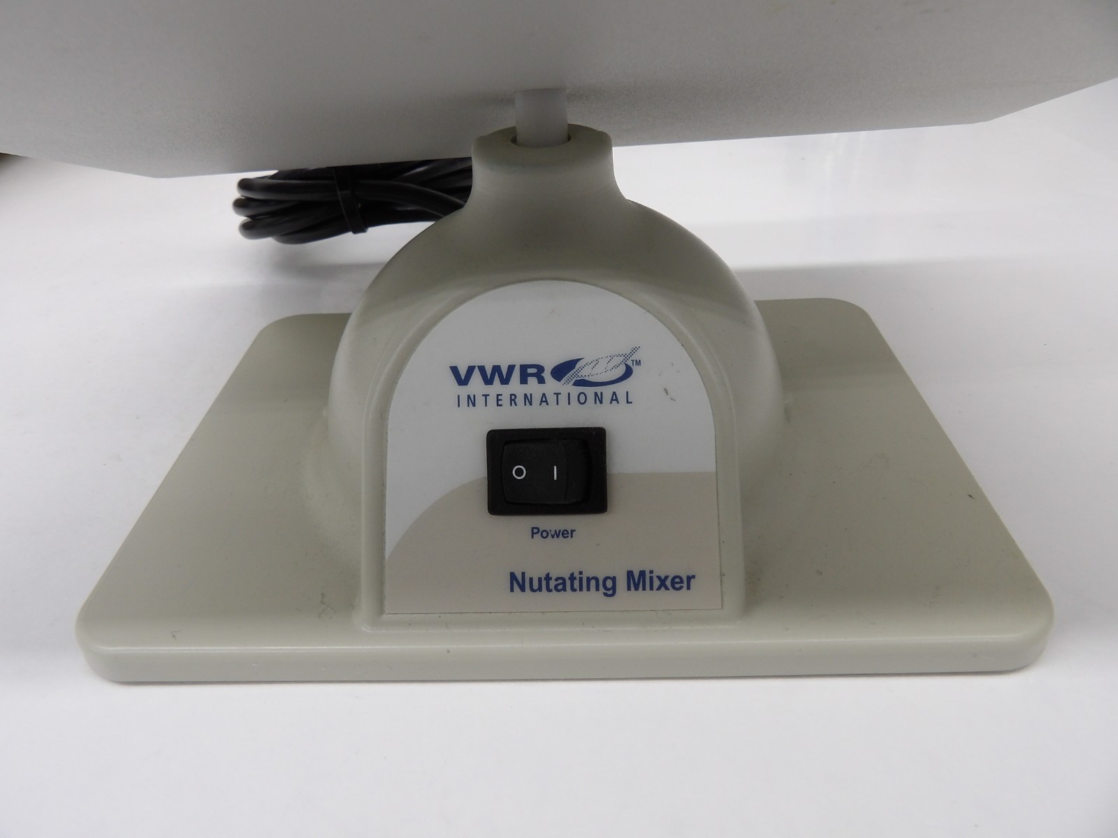 VWR Nutator S0500-VWR Nutating Mixer Rating: 120V, 50/60Hz, .03A