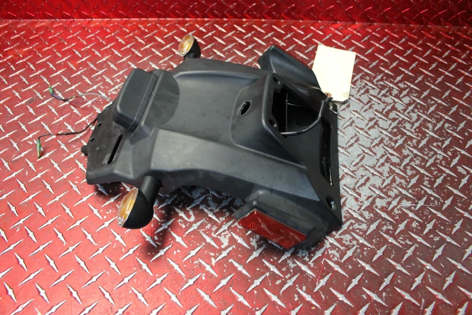 Buell XB12XT ULYSSES 2009 OEM guardabarros trasero bajo cola con señal de giro 2006-2010 XB20 Foto 4 de 4