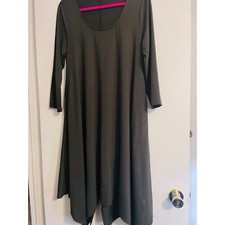 Torrid Army Green Dress, .Scoop Neck. size O, 3/4 length sleeve,