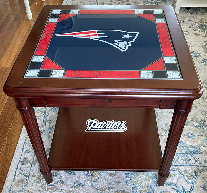 RARE Danbury Mint NFL NE Patriots Stained Glass Wooden End Table w