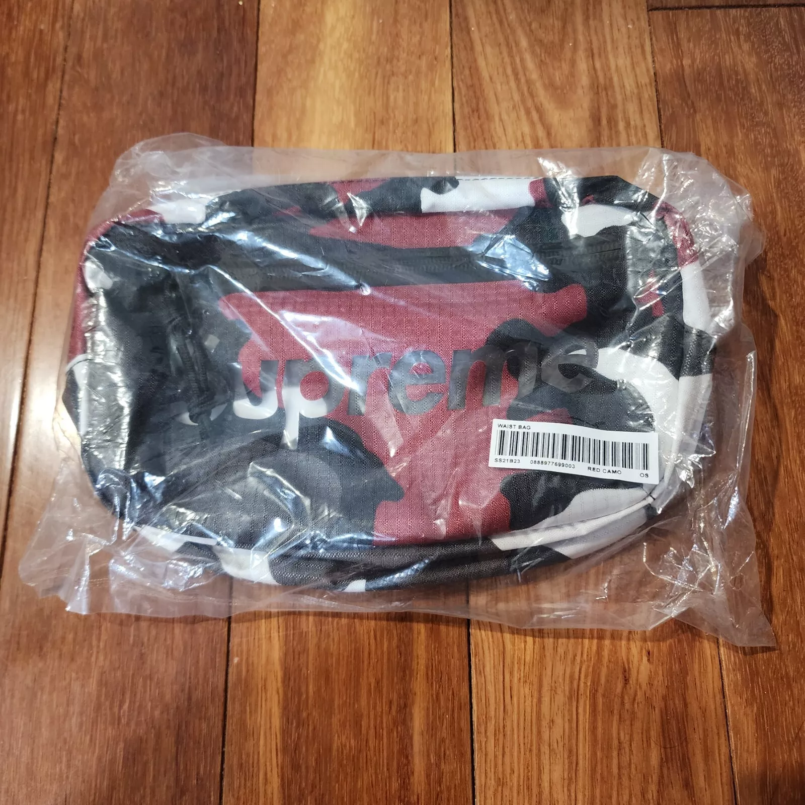 NEUF Sac taille camouflage rouge Supreme SS21