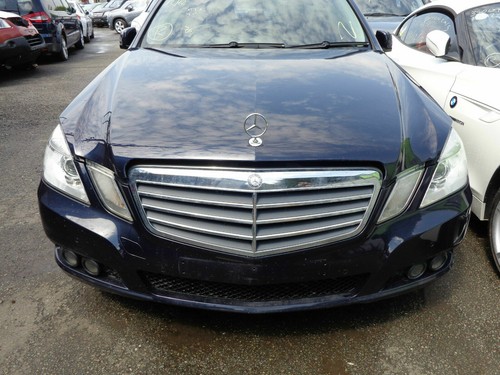 MERCEDES E-KLASSE E250 W212 2010 ZENTRALE ARMATURENBRETTLÜFTUNGSSCHLITZE + VERKLEIDUNG A21283025541 - Bild 15 von 17