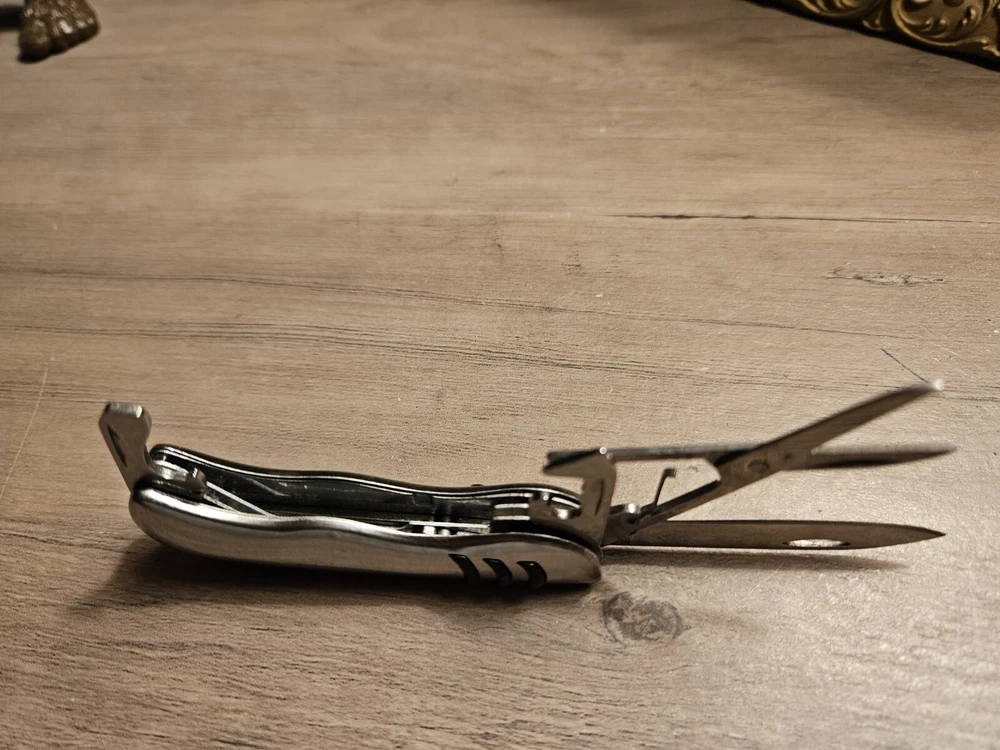 MULTI-TOOL POCKET KNIFE- TOOL/TACKLE BOX MUST HAVE!