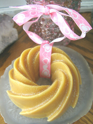New Natural Handmade Lemon Buttercream Frosting Tart Glycerin Bar Soap on a Rope