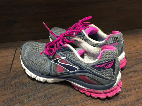 brooks cross trainers