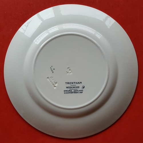 4 Antique Wedgwood England 'Trentham' Red A6770 9" Luncheon Plates. Flower Urn - Bild 9 von 12