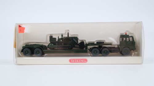 Wiking H0 6950134 Deutz semirremolque de carga baja con niveladora Bundeswehr | Condition: Gebraucht