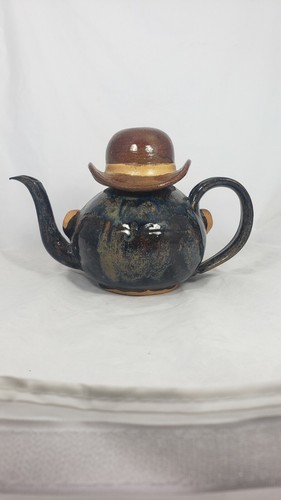 Vecchio cappello da uomo con i baffi vintage fatto a mano teiera ceramica da collezione - Foto 2 di 8