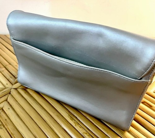 Silver Metallic Crossbody Handbag Evening Clutch Purse For Women - Picture 7 of 24