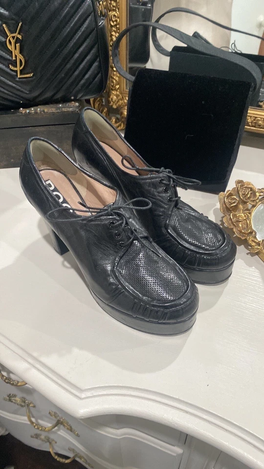 Mocasines de tacón de cuero negro Rochas para mujer talla 37 Foto 2 de 4