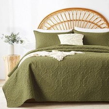 Olive Green Quilt Set Queen Size, Embossing Microfiber Full Bedspreads with P...