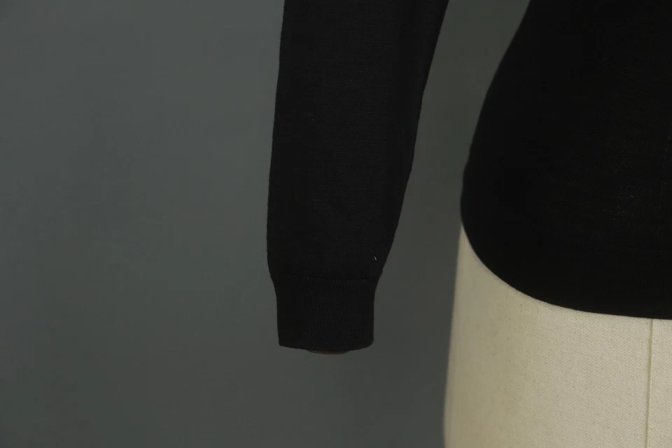 Suéter Pullover John Smedley Negro Lana Tejido Manga Raglán Cuello en V Talla S Foto 4 de 4