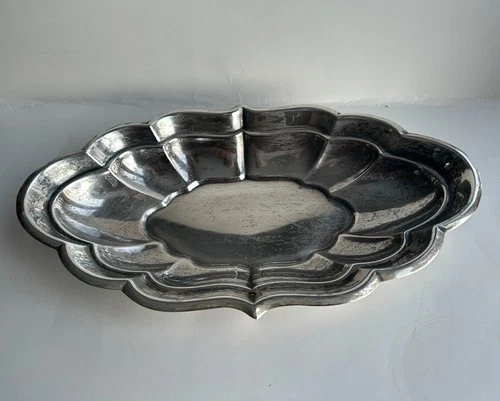 Reed & Barton Windsor Windsor  Sterling Silver Bread Tray,  X958R , 12"