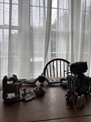 Lego Star Wars Battle Of Crait Lot