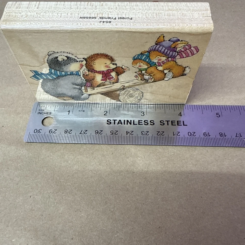 Sello de goma negro Penny. Sello raro. Sello de animales de invierno. Sello Forest Friends Foto 2 de 4