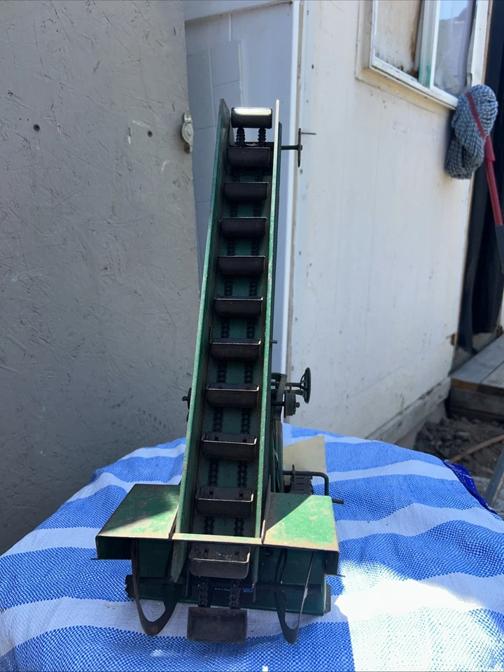 Juguetes modelo Doepke vintage 1950 barbero Greene cargador de arena juguete de acero prensado Foto 2 de 3