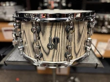 Sonor Used SQ2 7.5 x 14 Snare Drum Medium Maple Snow Tiger