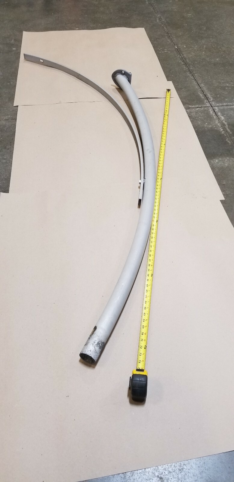 Accesorio de montaje único, 6' de largo, mástil de aluminio cónico elíptico Brazo Soporte Accesorio de montaje único, 6' de largo, mástil de aluminio cónico elíptico Brazo Soporte