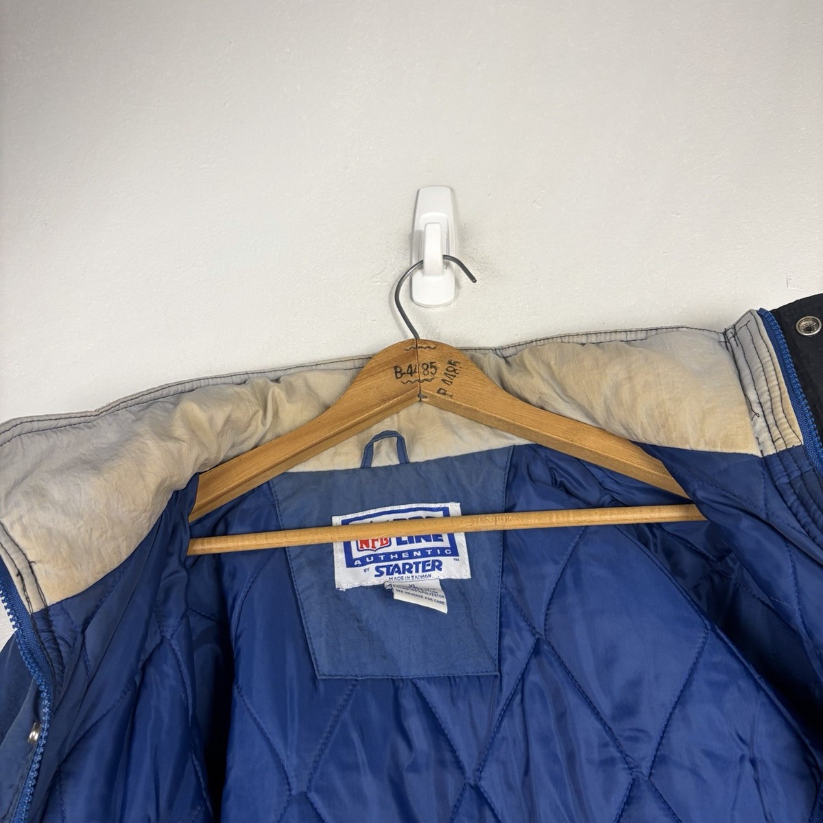 VTG Dallas Cowboys Starter Jacket Pro Line Puffer Size XL 90s Full