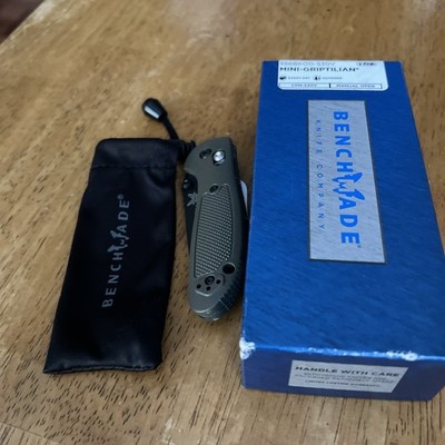 Benchmade Mini Griptilian 556-S30V 2.91 inch Drop Point Knife