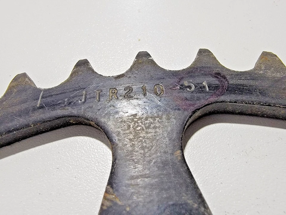 Piñón trasero de acero JT 51T Honda CR500 CR125 CR250 CRF450 CRF250 JTR210-51 Foto 2 de 4