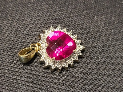 10K Gelbgold Herz Rubin Anhänger Saphir Akzente - 8mm Rubin