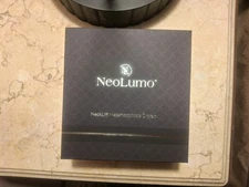 Neolumo NeckLift Metamorphosis Anti-Aging System 3-D Light Therapy Sealed In Box
