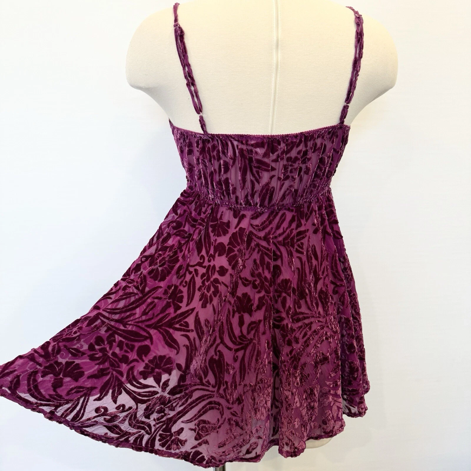 UNDERCOVER Abito slip babydoll anni 90 Victoria’s Secret seta velluto rosa magenta floreale pergamena